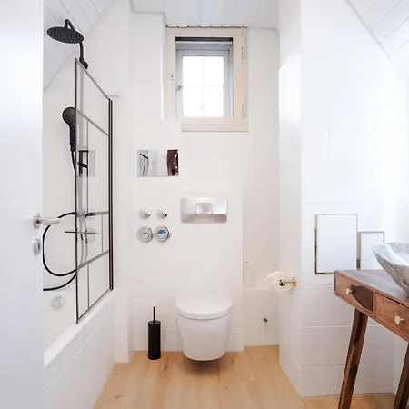 Neu Deluxe Suite Muensterblick, Maisonette, Kingsize Bett, Kueche, Netflix, Aussicht, E-Kamin Bad Sackingen Exterior photo
